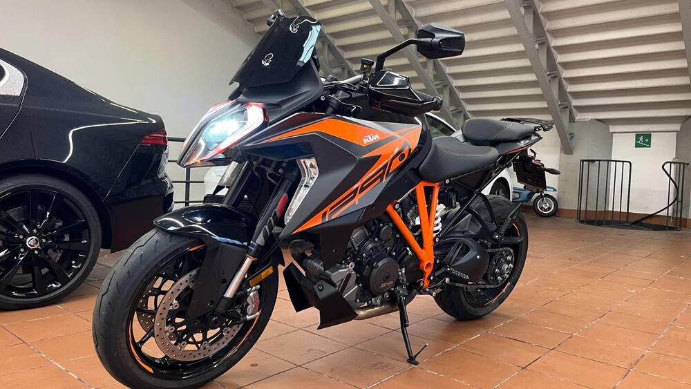 KTM 1290 Super Duke GT (2019 - 20) (2)