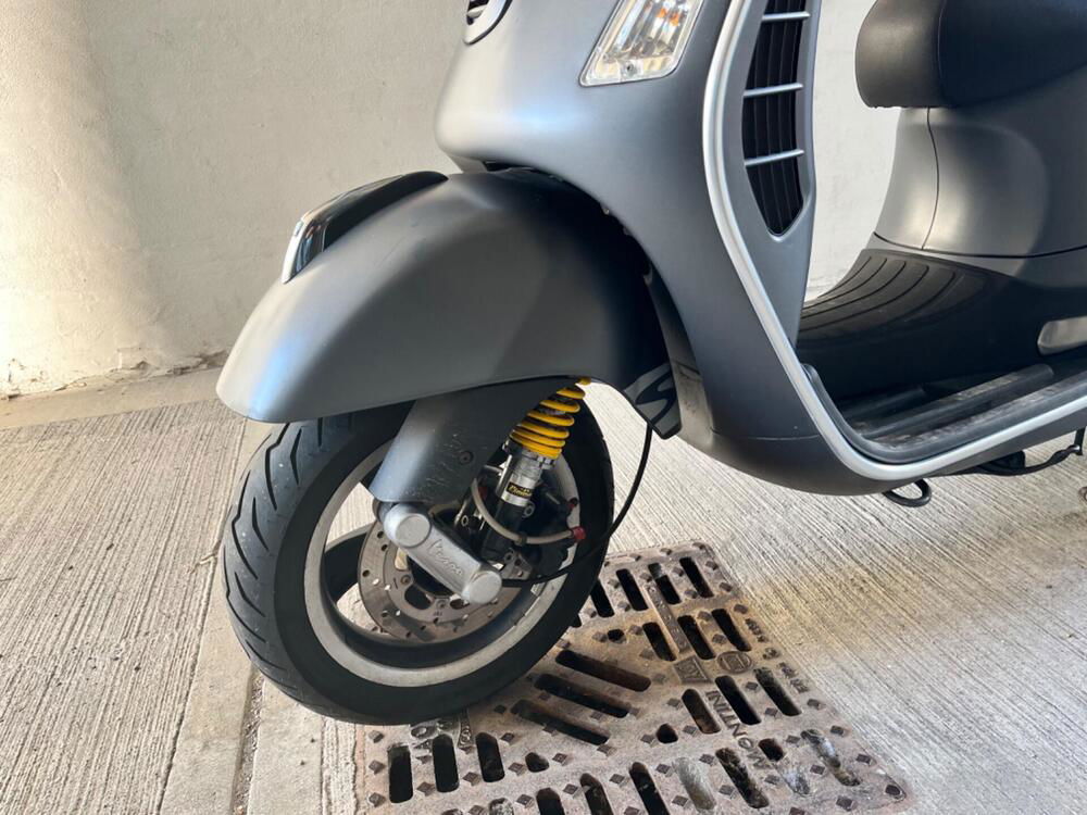 Vespa GTS 300 (2010 - 14) (3)