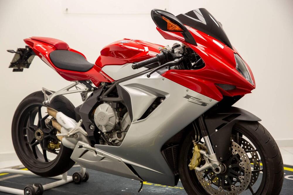 MV Agusta F3 675 (2011 - 15) (2)