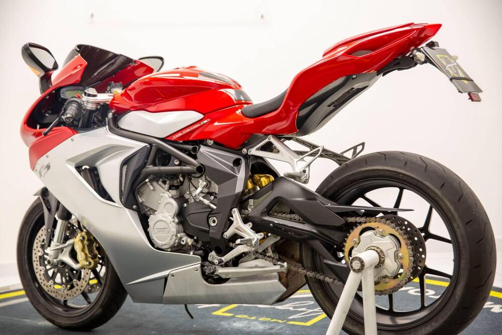 MV Agusta F3 675 (2011 - 15) (5)