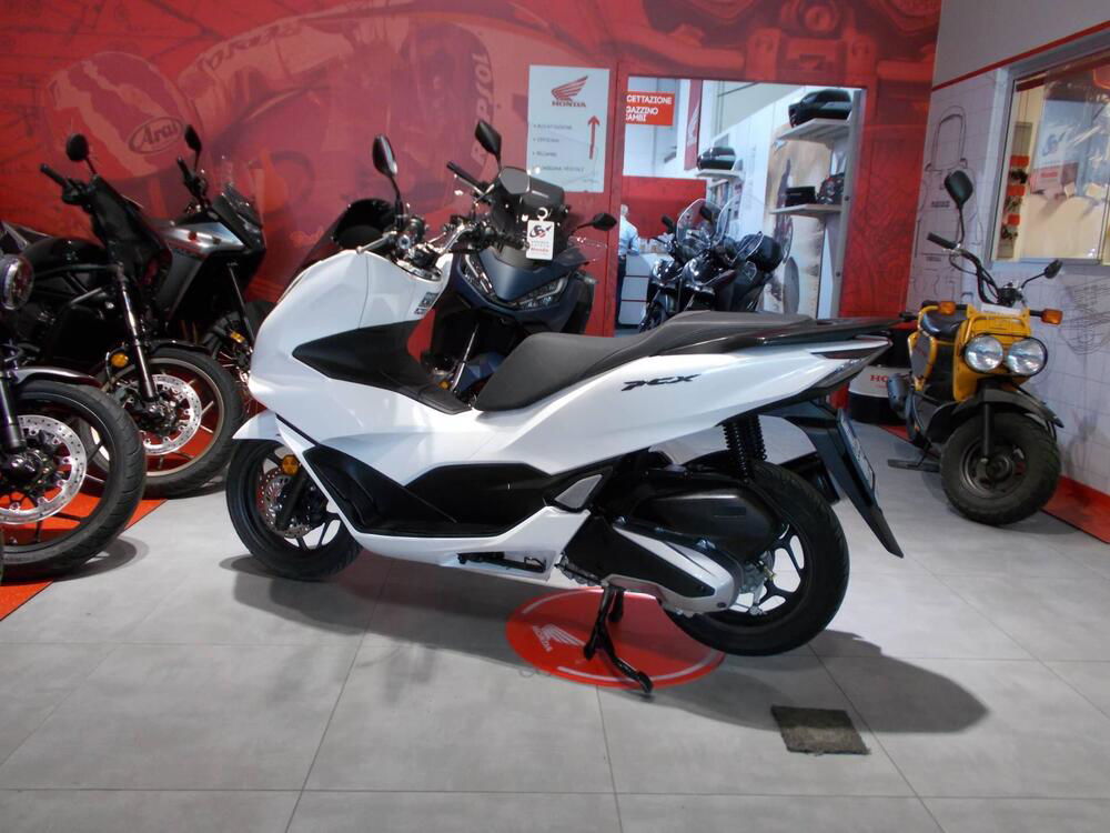 Honda PCX 125 (2021 - 24) (3)