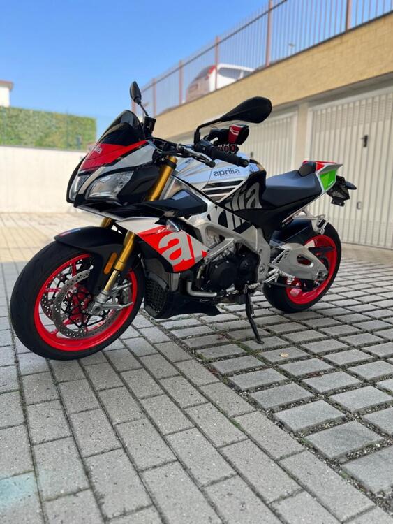 Aprilia Tuono 1100 V4 Factory (2017 - 18) (3)