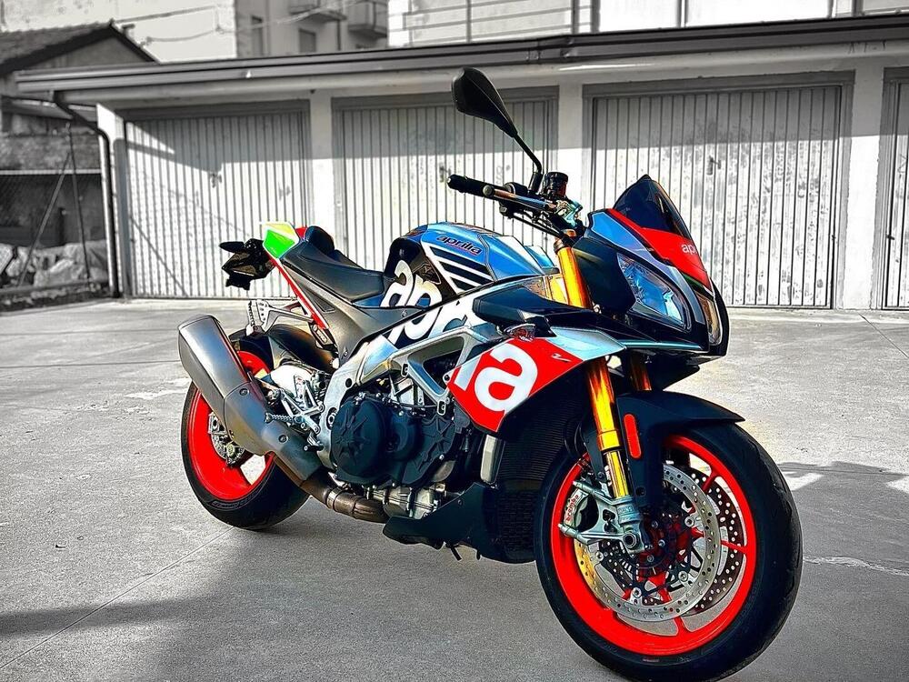 Aprilia Tuono 1100 V4 Factory (2017 - 18) (4)