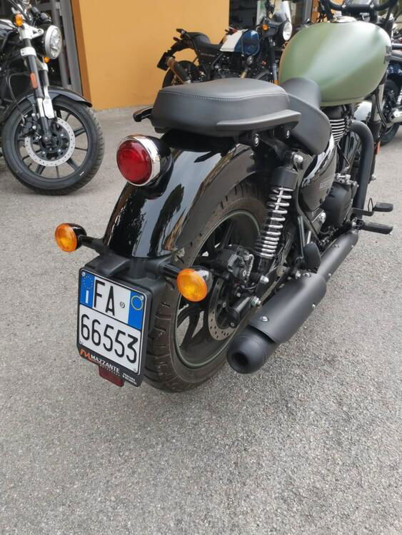 Royal Enfield Meteor 350 Fireball (2021 - 24) (5)