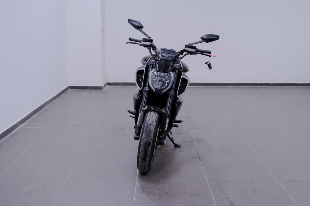 Ducati Diavel V4 (2023 - 24) (2)