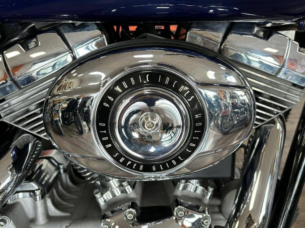 Harley-Davidson 1584 Super Glide Custom (2007) - FXDC (5)