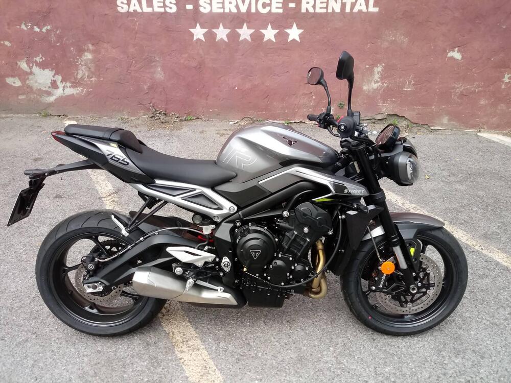 Triumph Street Triple 765 R (2023 - 24) (2)