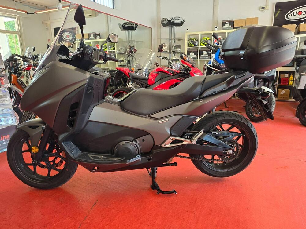 Honda Integra 750 DCT (2016 - 17) (4)