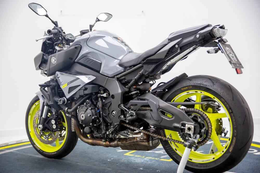 Yamaha MT-10 ABS (2016 - 17) (5)