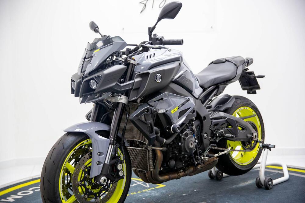 Yamaha MT-10 ABS (2016 - 17) (3)