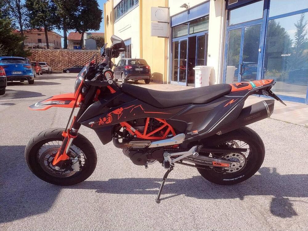 KTM 690 SMC R (2021-22) (2)