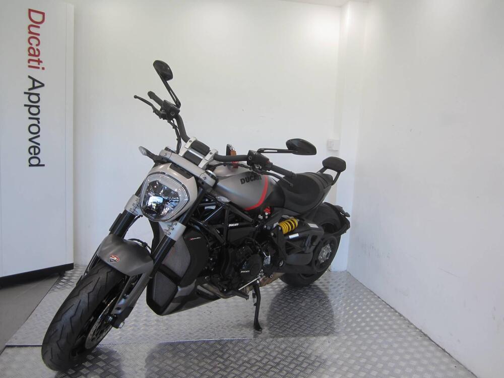 Ducati XDiavel 1262 Black Star (2021) (2)