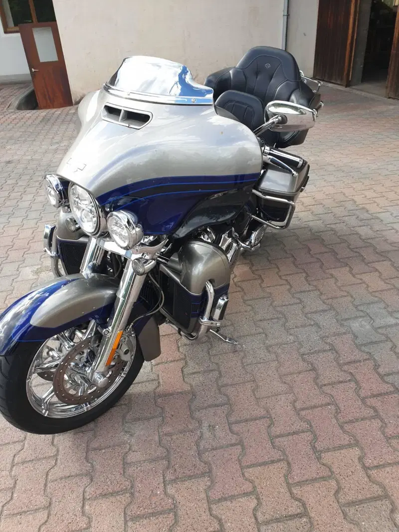 Harley-Davidson 114 Electra Glide Ultra Limited (2019) - FLHTK (5)