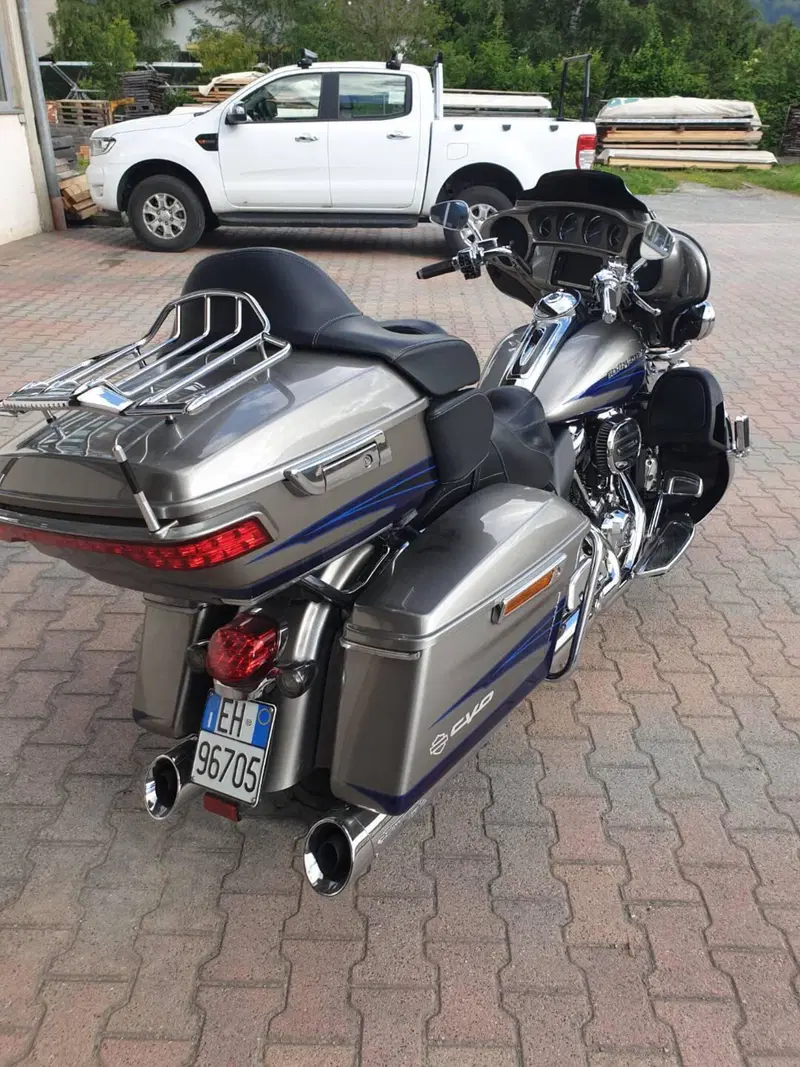 Harley-Davidson 114 Electra Glide Ultra Limited (2019) - FLHTK (3)