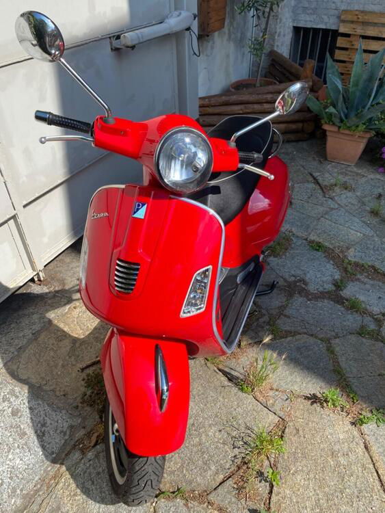 Vespa GTS 300 (2010 - 14) (5)