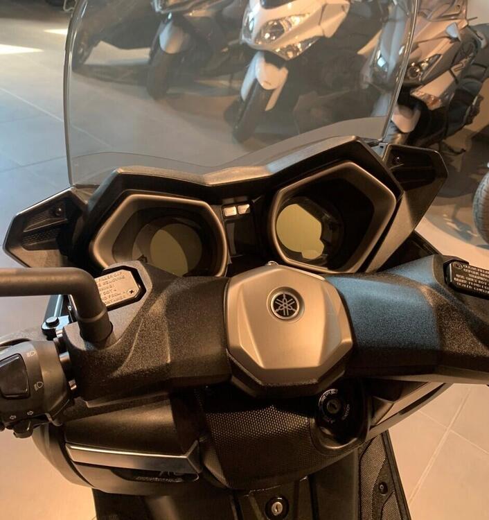 Yamaha X-Max 250 (2014 - 16) (3)