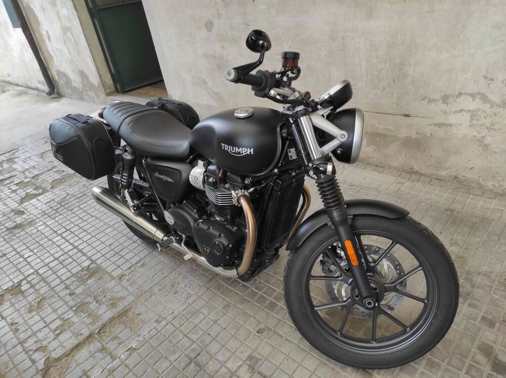 Triumph Street Twin 900 (2017 - 18) (3)