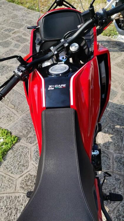 Moto Morini X-Cape 650 (2021 - 24) (3)