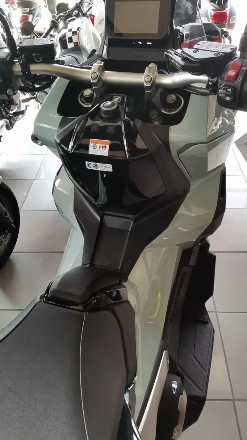 Honda X-ADV 750 (2025 - 26) (3)