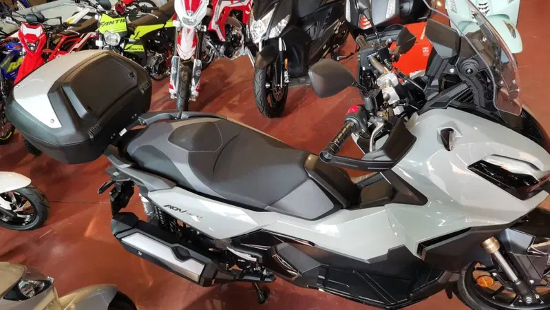 Honda ADV 350 (2025 - 26) (5)