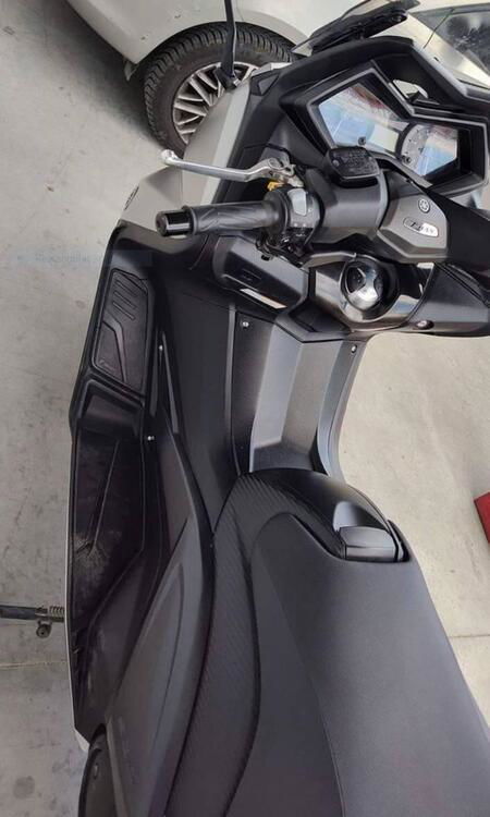 Yamaha T-Max 530 ABS (2015 - 17) (3)