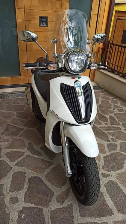 Piaggio Carnaby Cruiser 300 (2008 - 13) (4)