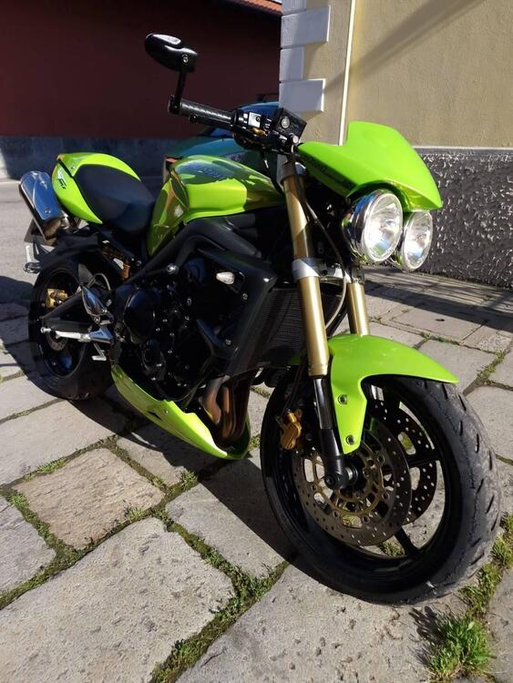 Triumph Street Triple (2007 - 12) (2)