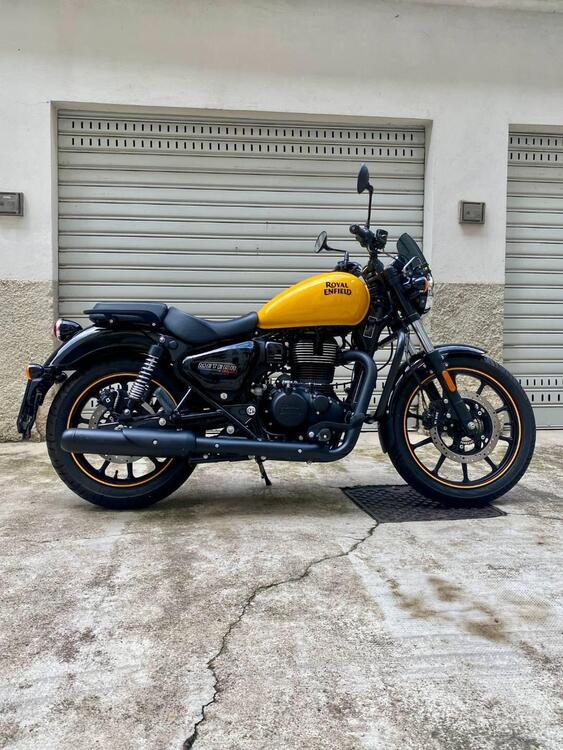 Royal Enfield Meteor 350 Fireball (2021 - 24)