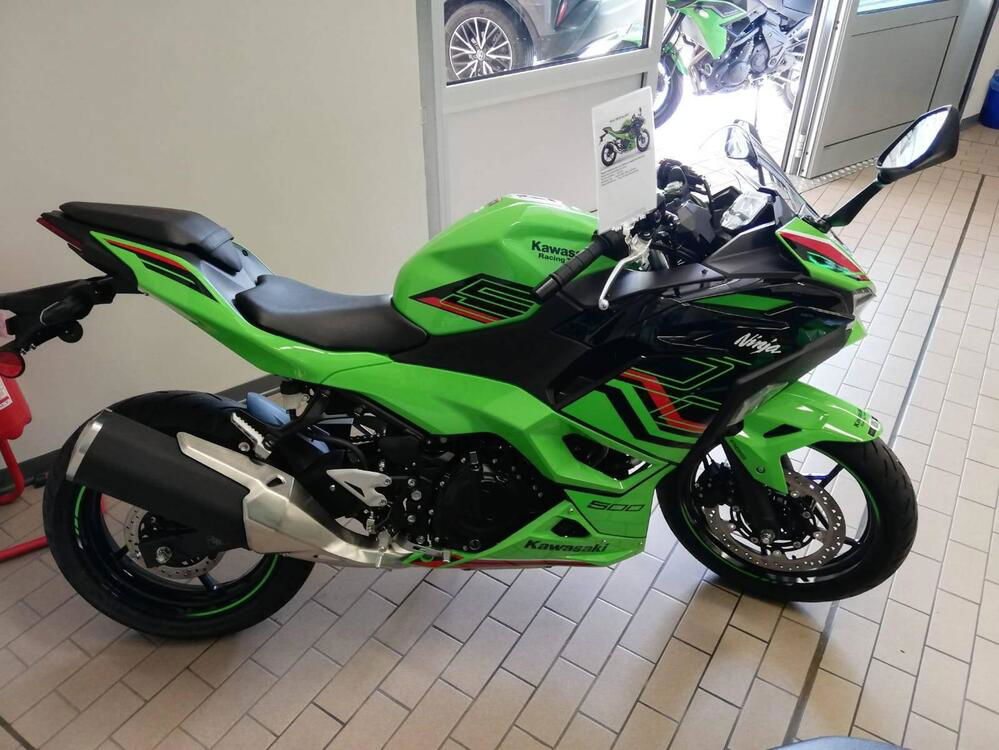 Kawasaki Ninja 500 SE (2024) (2)