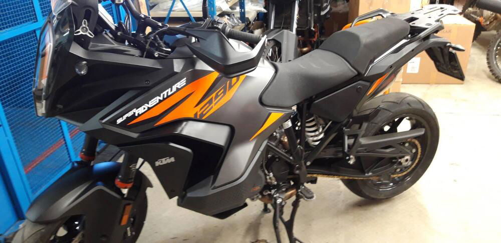 KTM 1290 Super Adventure S (2021) (2)