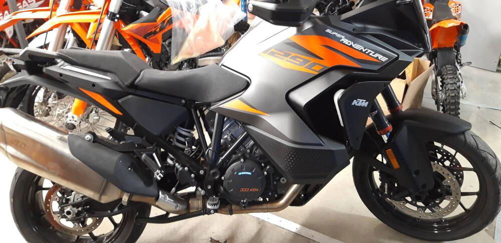 KTM 1290 Super Adventure S (2021)