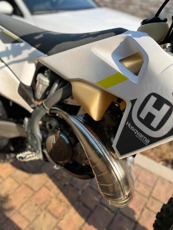 Husqvarna TE 250i (2022) (4)