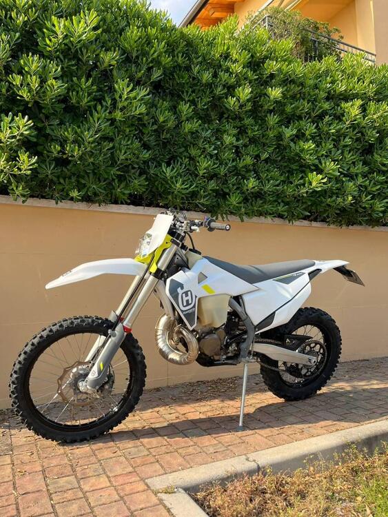 Husqvarna TE 250i (2022) (5)