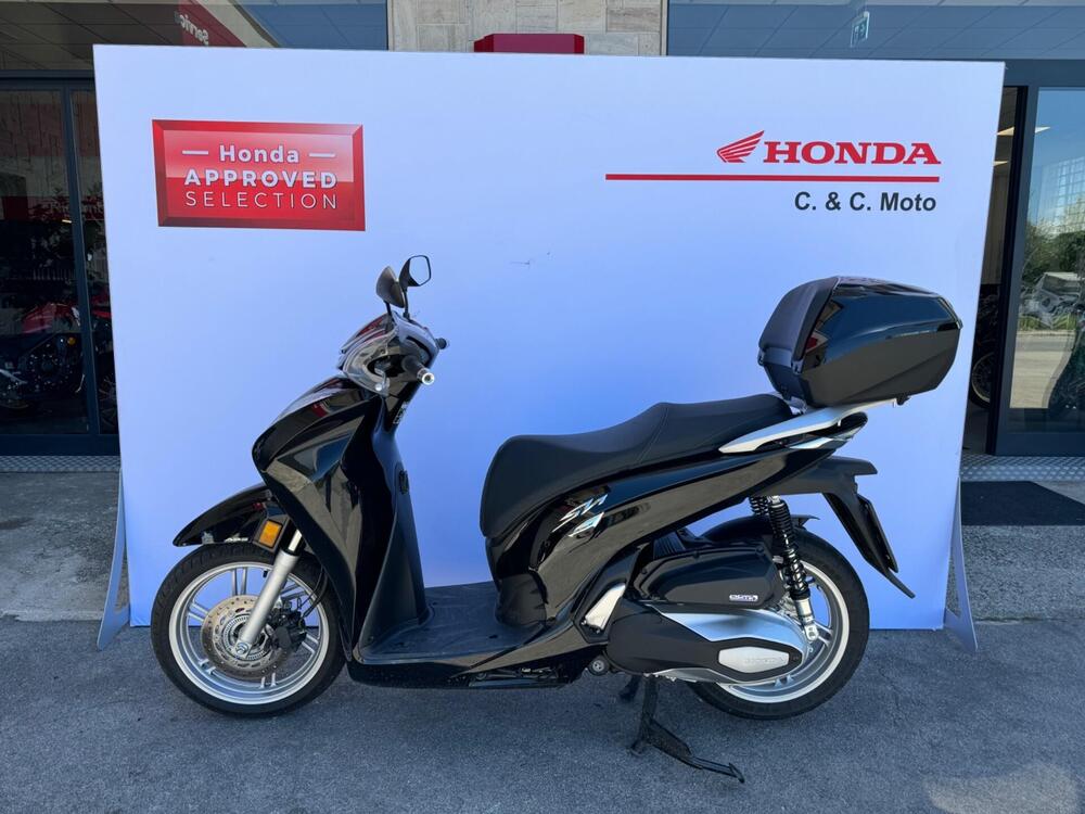 Honda SH 350 (2021 - 24) (2)