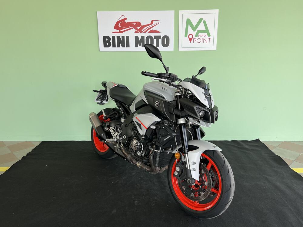 Yamaha MT-10 (2017 - 20) (3)