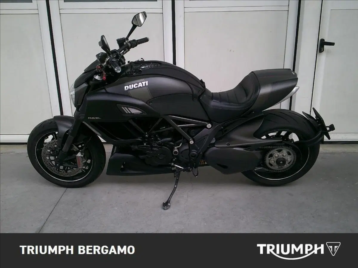 Ducati Diavel 1200 Carbon (2014 - 16) (4)