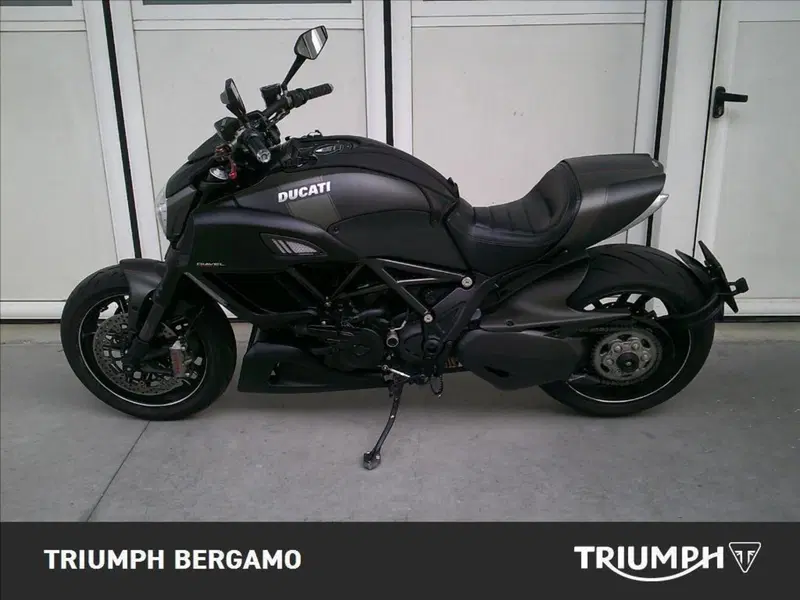 Ducati Diavel 1200 Carbon (2014 - 16) (4)