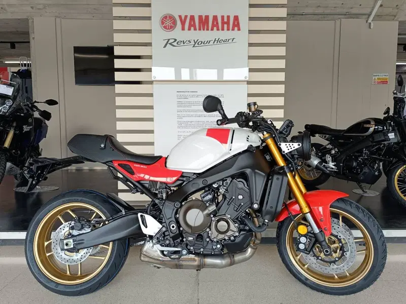 Yamaha XSR 900 (2022 - 24)