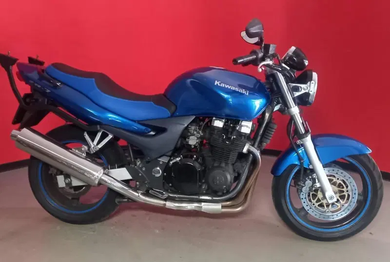 Kawasaki ZR-7 (2001 - 04)