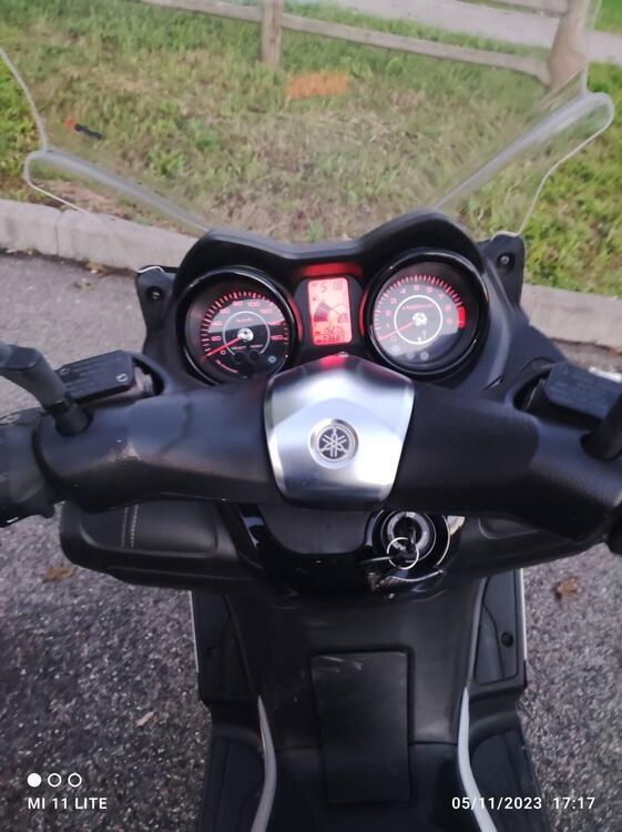 Yamaha X-Max 250 (2010 - 13) (4)