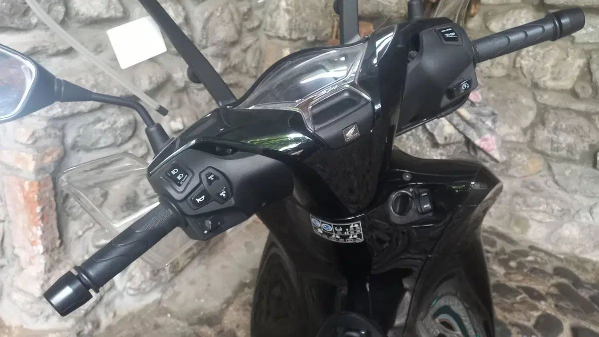 Honda SH 150i (2020 - 23) (2)