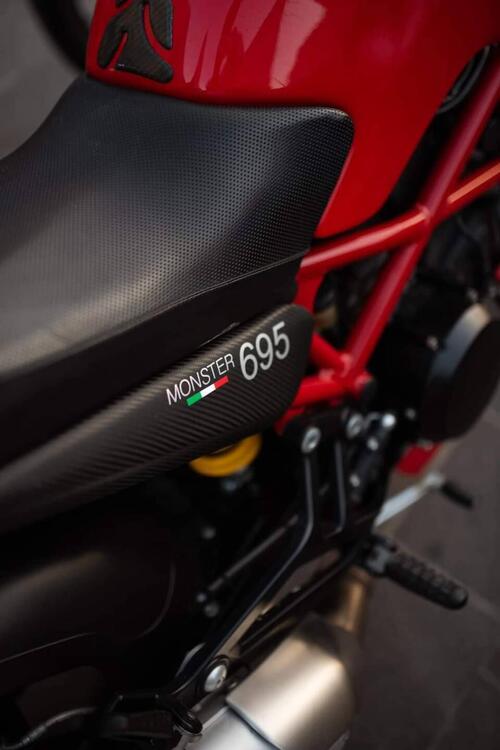 Ducati Monster 695 (2006 - 08) (2)