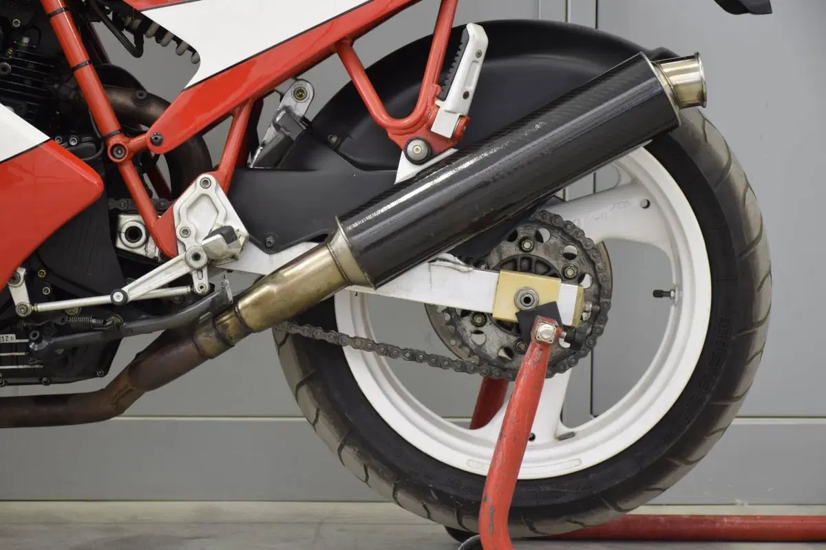 Ducati 900 SS (8)