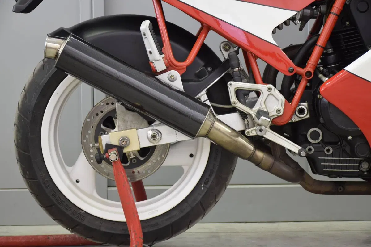 Ducati 900 SS (9)