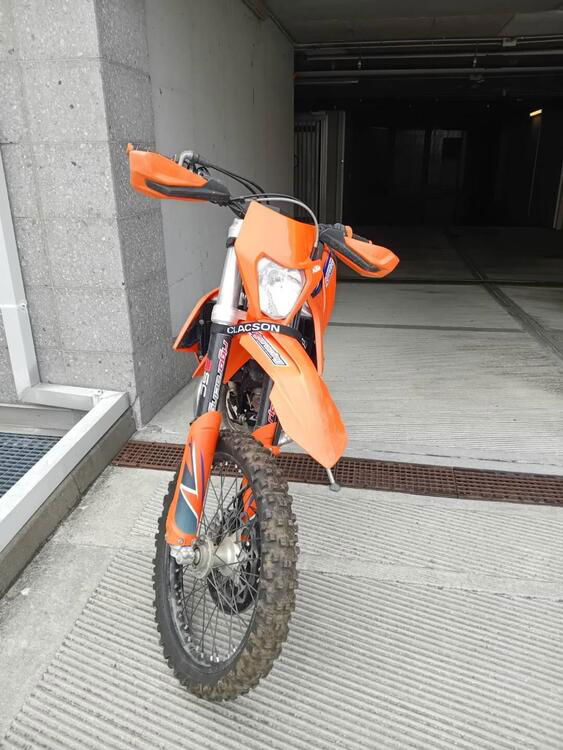 KTM EXC 300 E TPI (2022) (5)