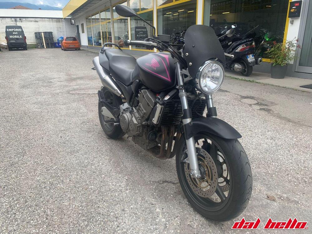 Honda Hornet 900