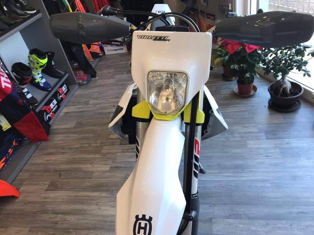 Husqvarna FE 350 (2022) (4)