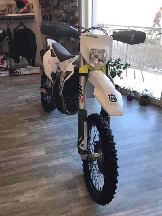 Husqvarna FE 350 (2022) (5)