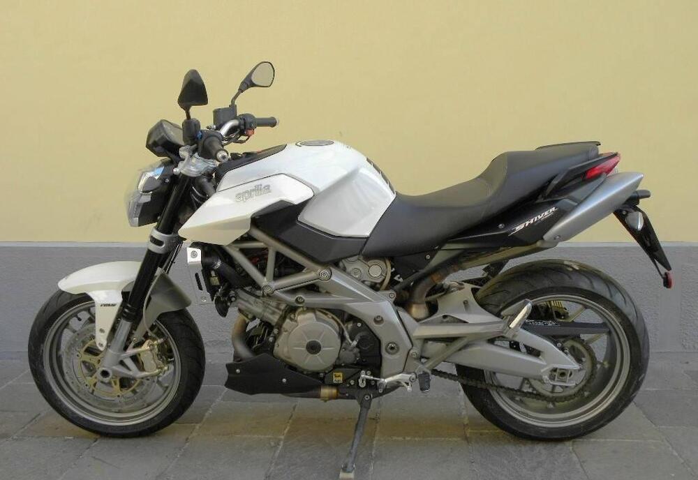 Aprilia Shiver (2008 - 10) (2)