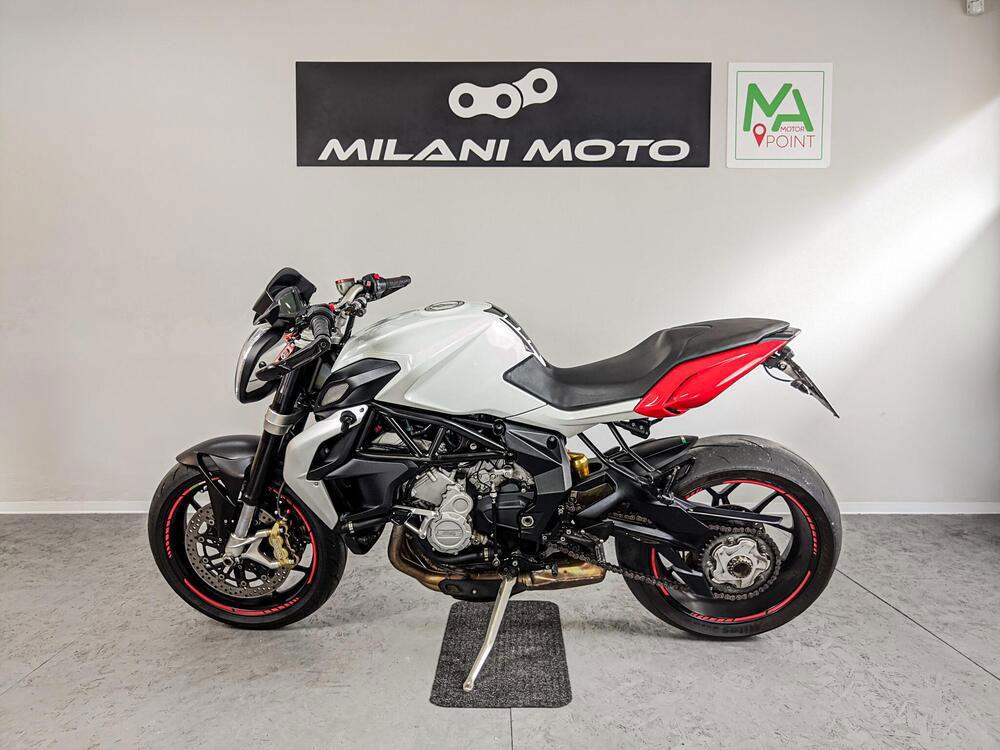 MV Agusta Brutale 800 (2012 - 15) (4)